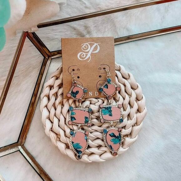 New Plunder “Hazel Louise” Leather Floral Earrings (3.25”) - Picture 1 of 6